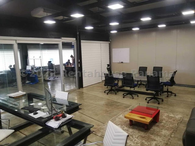 Commercial Property for Sale in Panama City Panamá Province 07105